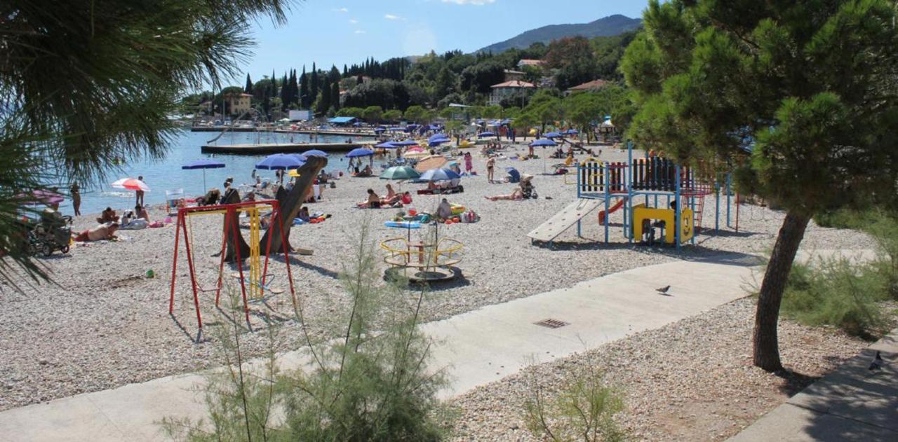 Apartman Vida 2 Ičići Exteriör bild